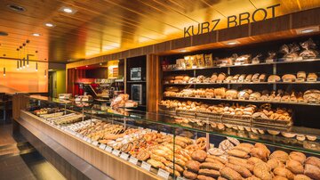 baeckerei_kurz_innen_filiale_galtuer_2016_WEST_886