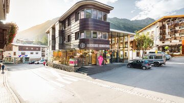 baeckerei_kurz_aussenaufnahme_galtuer_2017_WEST_90