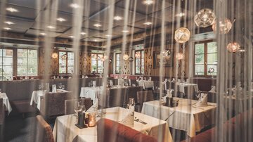 Restaurant 2