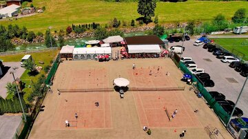 Tennisplatz 2